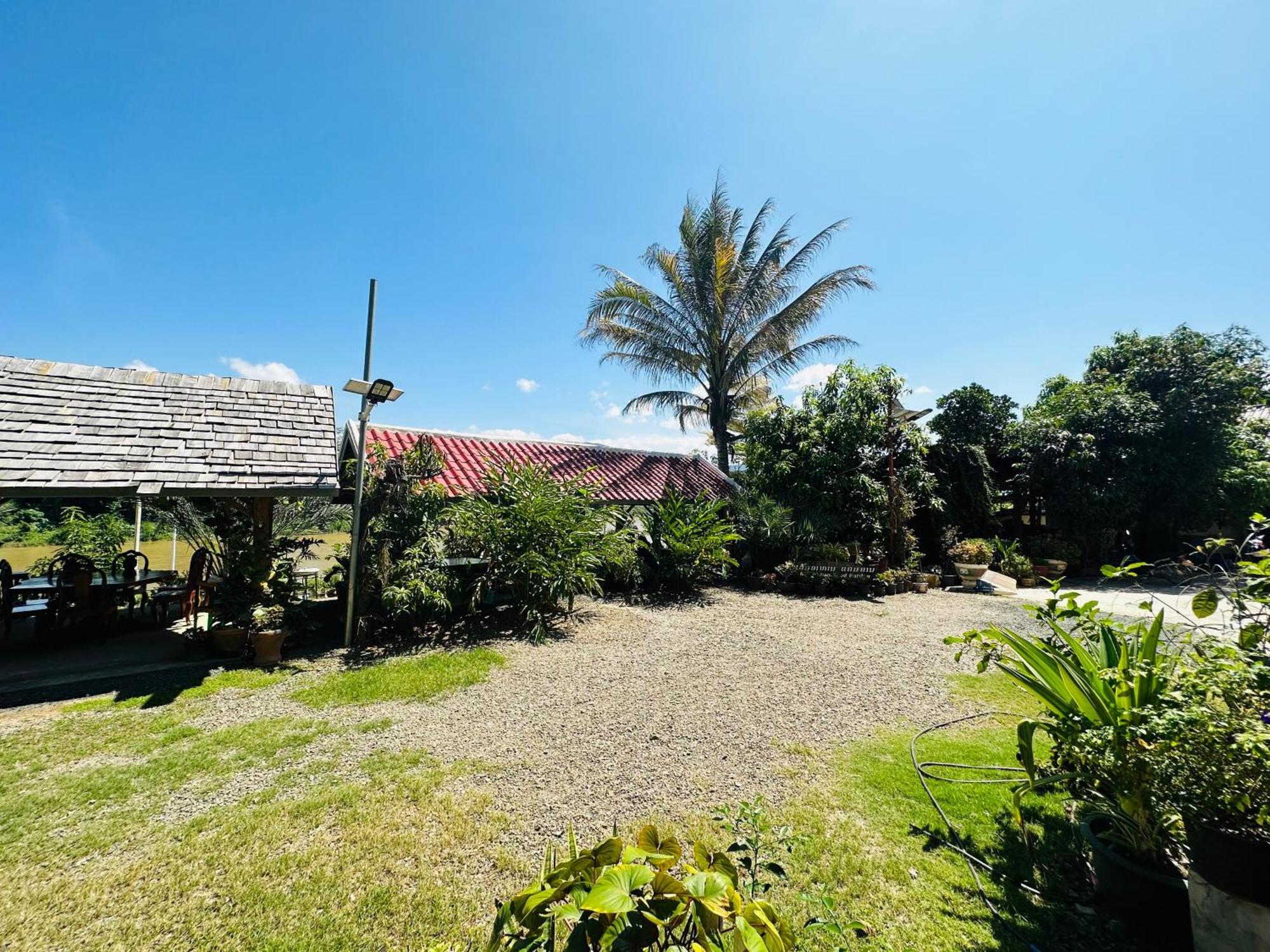 Kingkham Riverside Hotel Luang Prabang Luaran gambar