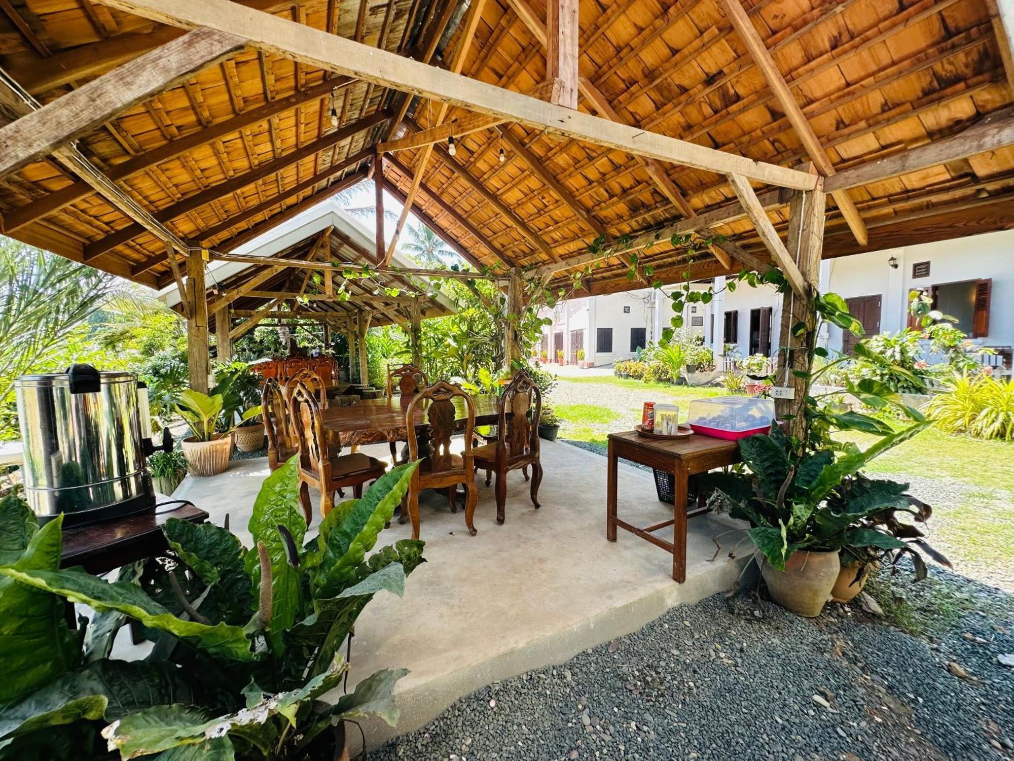 Kingkham Riverside Hotel Luang Prabang Luaran gambar