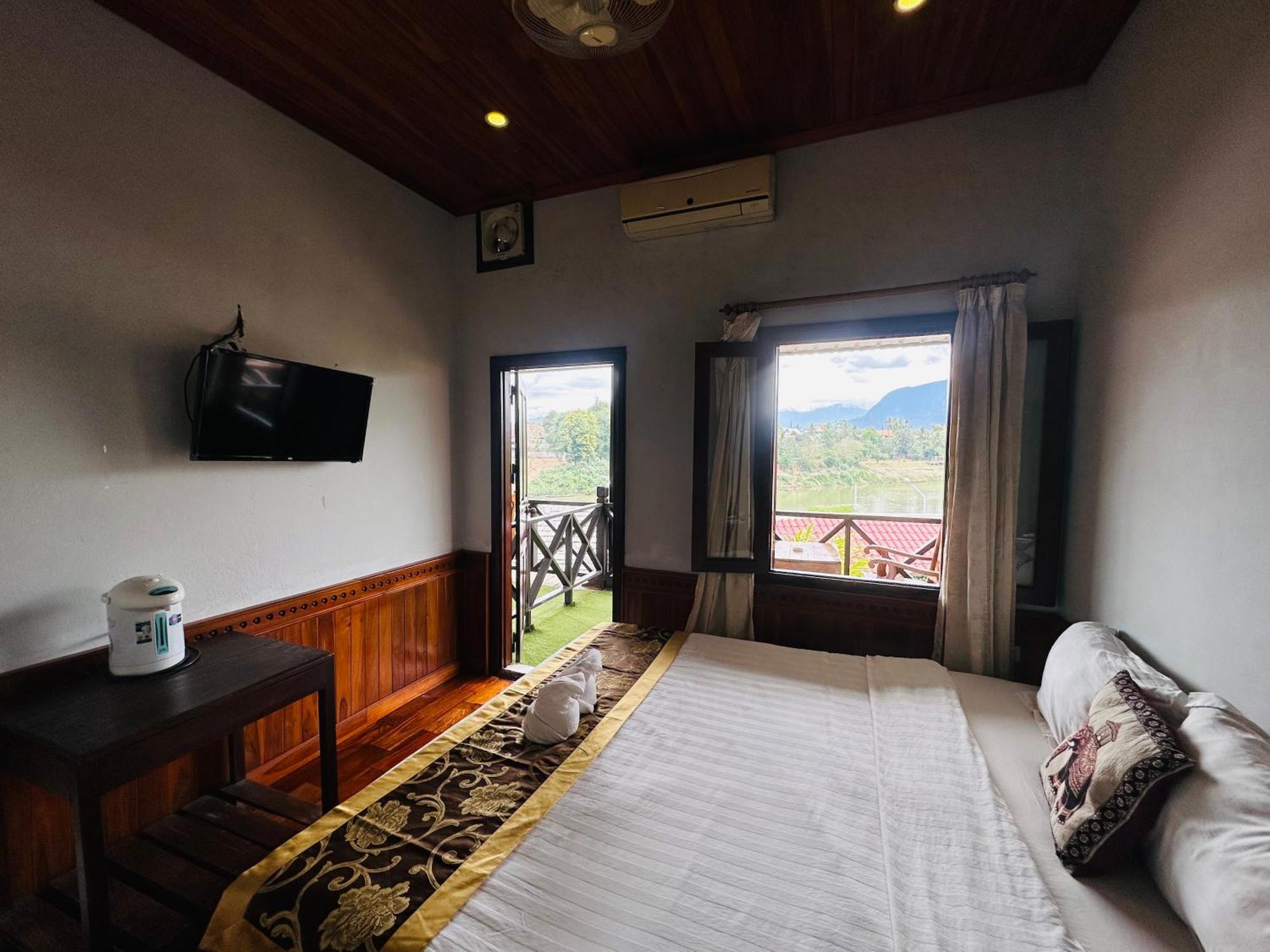 Kingkham Riverside Hotel Luang Prabang Luaran gambar