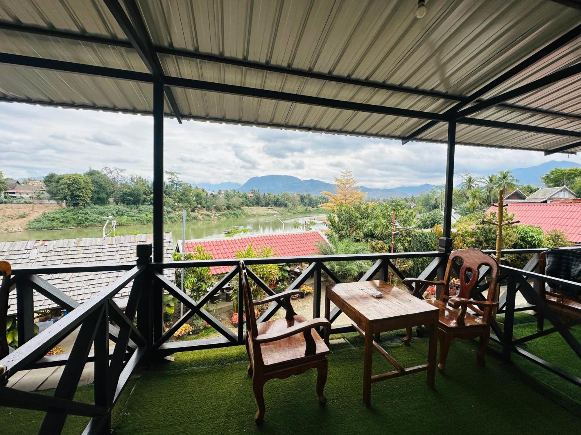 Kingkham Riverside Hotel Luang Prabang Luaran gambar