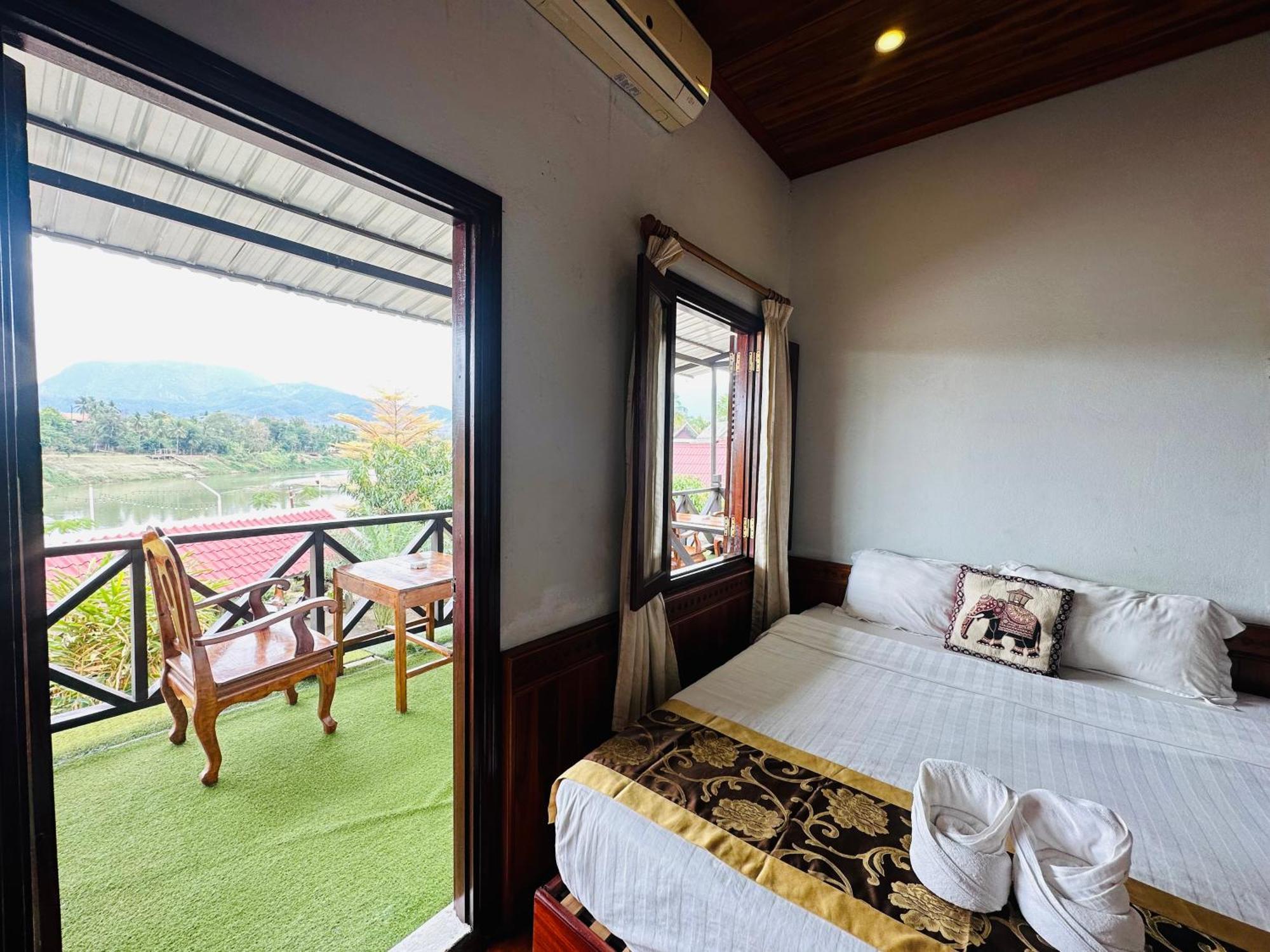 Kingkham Riverside Hotel Luang Prabang Luaran gambar