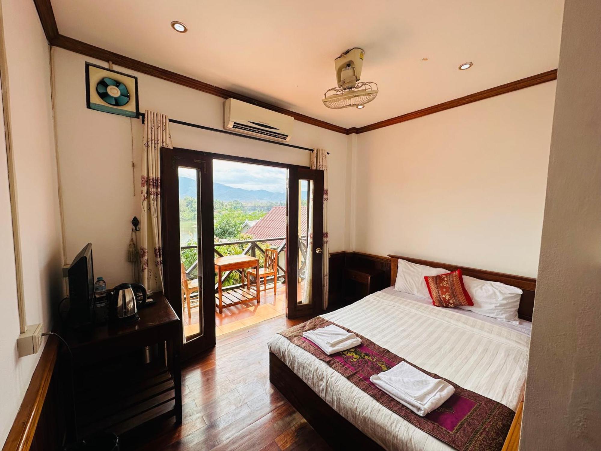 Kingkham Riverside Hotel Luang Prabang Luaran gambar